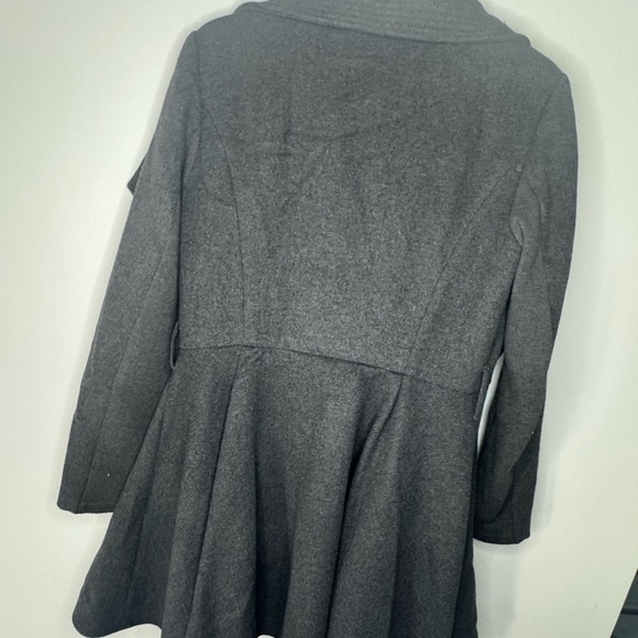 BCBGMaxAzria Gray Coat - Size M - Picture 17 of 17